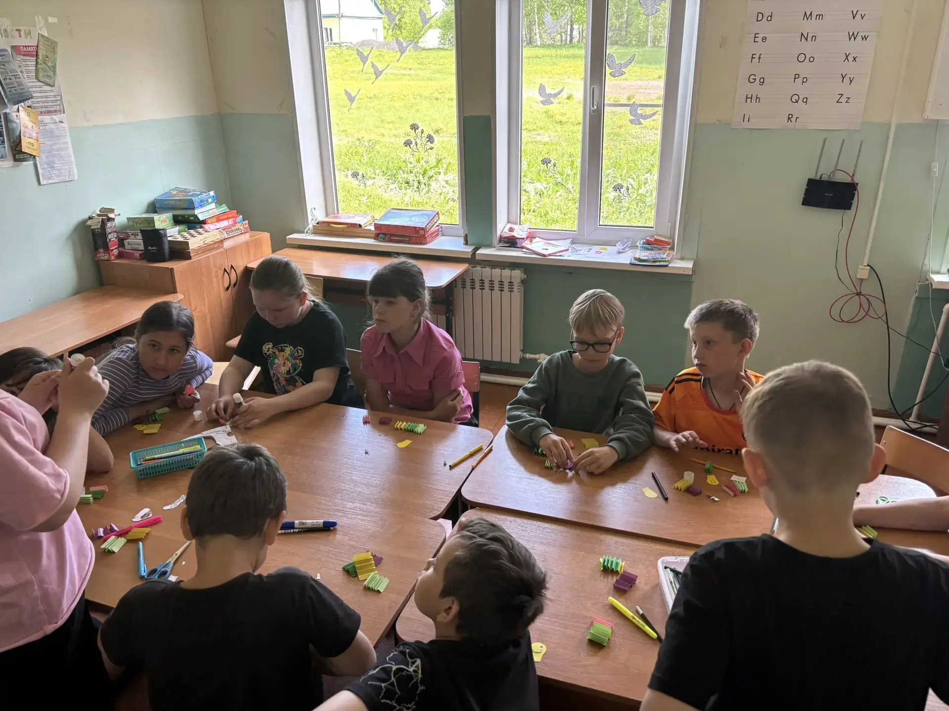 Творчество🎨, спорт💪 и любовь к Родине 🇷🇺
Очередной день в нашем пришкольном лагере был наполнен 