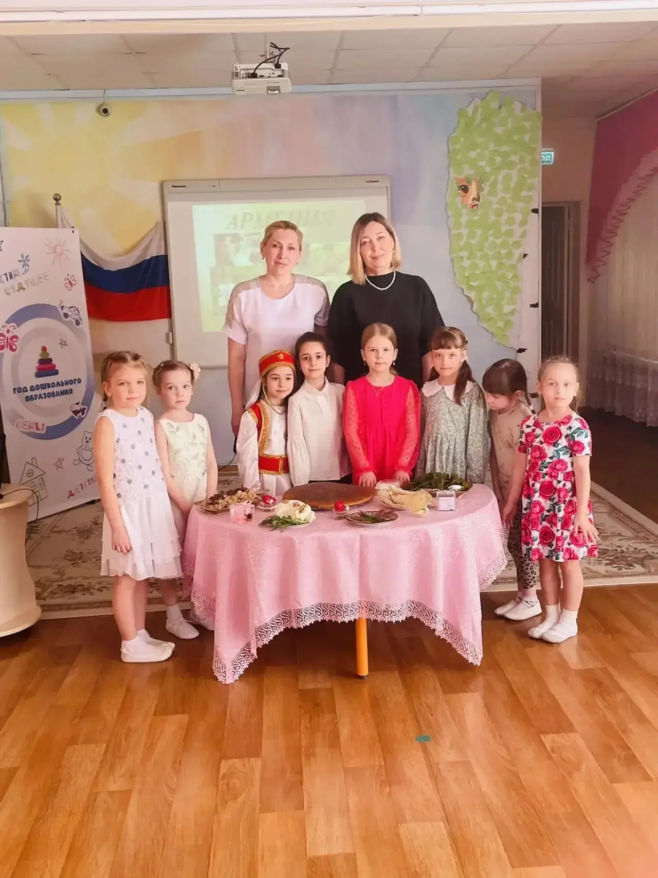 🌍✨ Фестиваль «Мое первое открытие» в группе «Дюймовочка»! ✨🌍