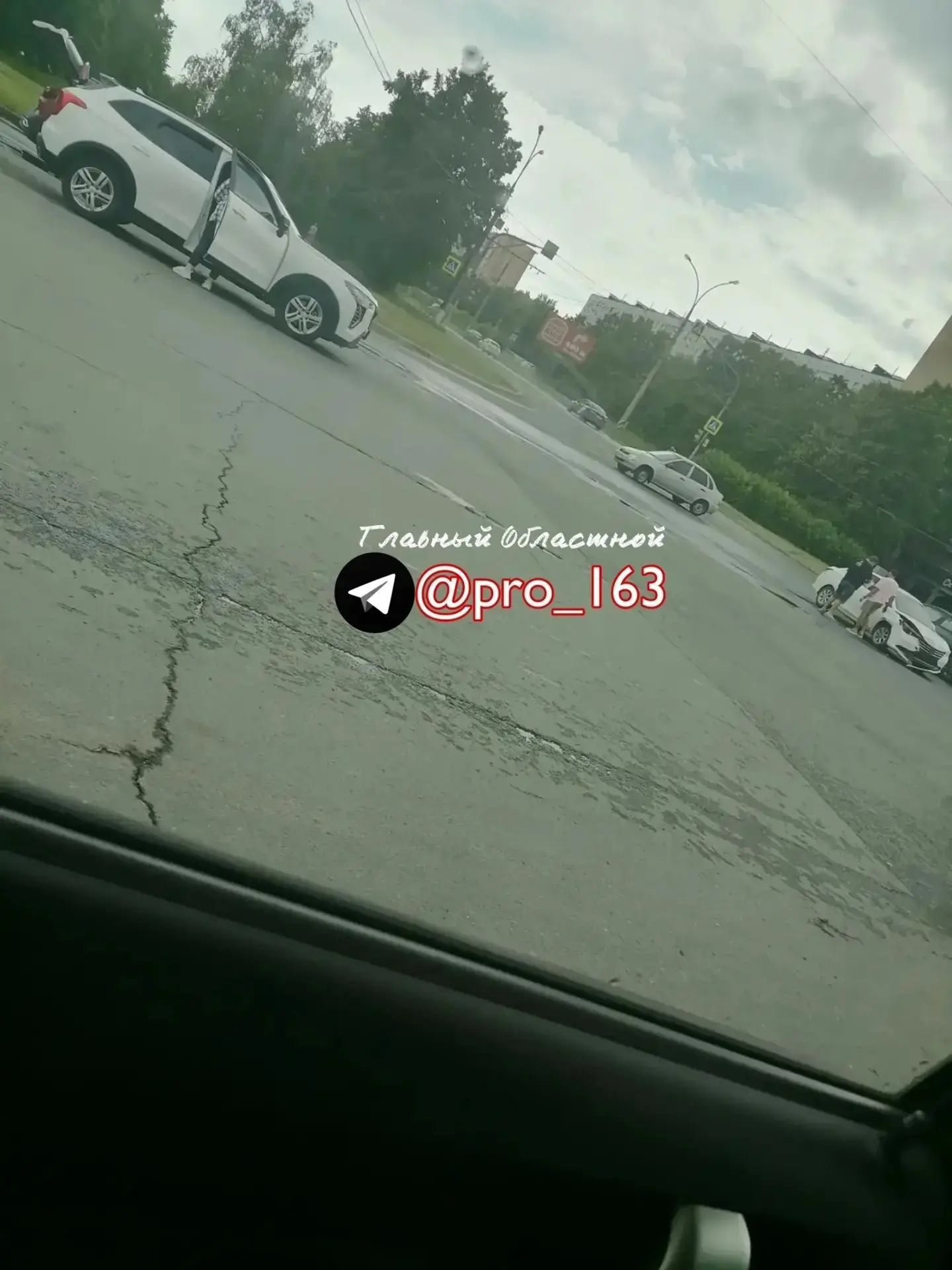 😳ДТП на пересечении Революционная и Свердлова

👉️Подписаться на ЧП Тольятти
