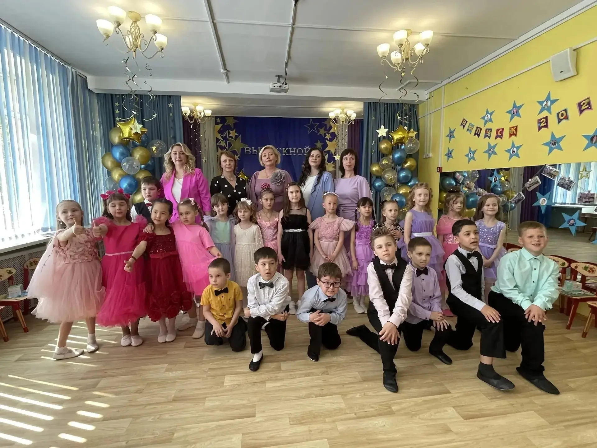 Выпускной в группе «Веснушки»: весело и чуть‑чуть грустно ✨🎉

В нашем детском саду прошёл выпускной