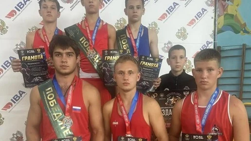 Боксеры из Новошахтинска завоевали семь медалей на турнире «Звезда Кавказа»