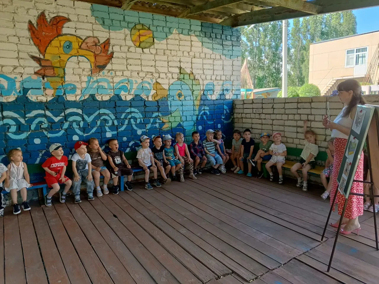 Маленькие граждане большой страны! ❤️🇷🇺 
Сегодня во всех возрастных группах нашего детского сада п