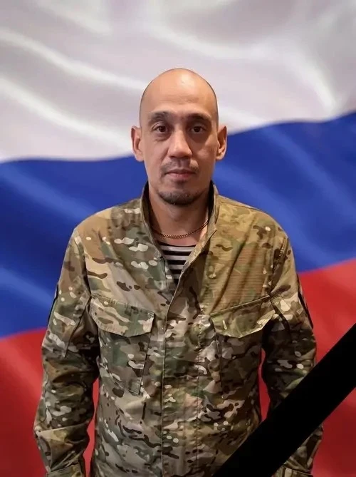 С глубоким прискорбием сообщаем о гибели старшего стрелка отделения первого взвода первой роты Олега