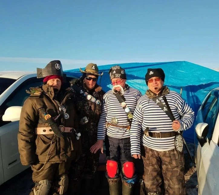 🎣 Байкальская рыбалка–2026: наши команды на льду!  В поселке Турка прошло юбилейное мероприятие — со
