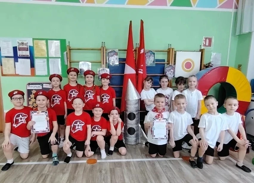 🚀Накануне праздника – Дня космонавтики – воспитанники детского сада окунулись в атмосф...