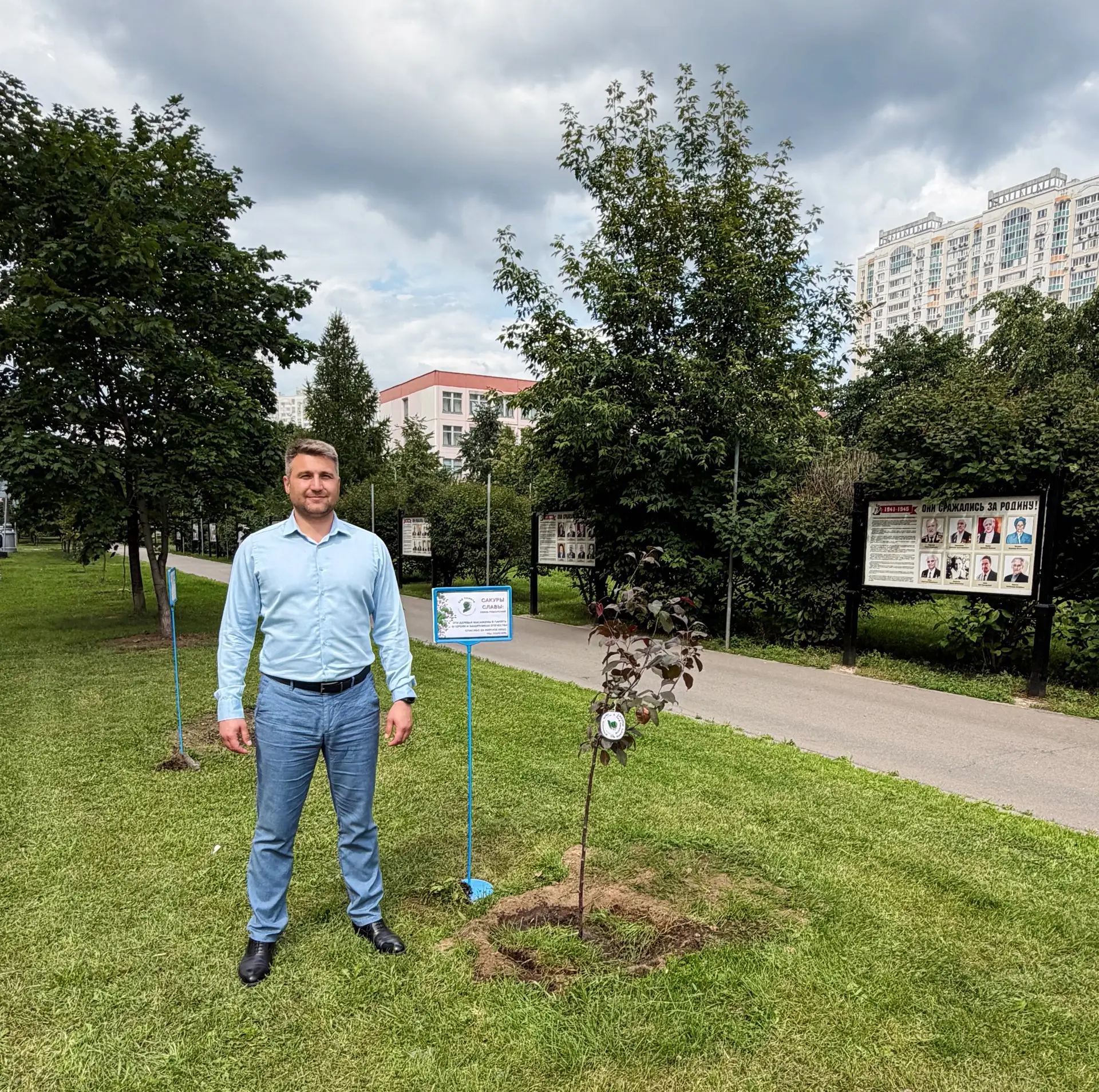 Идею дополнительного озеленения Аллеи Славы на Окской улице обсуждали с ветеранами Рязанского района