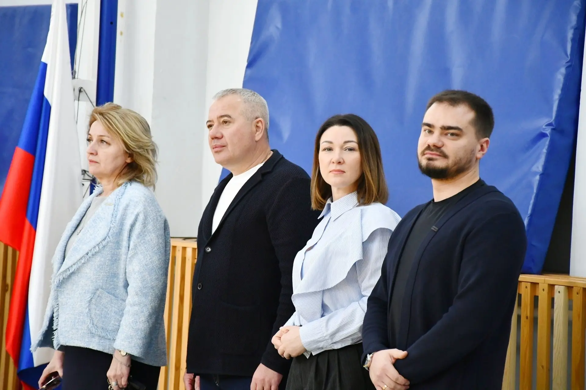 ДЕТИ - УЧИТЕЛЯ - РОДИТЕЛИ #МАОУСОШ222 ✅  🏆Триумф на «Заельцовском защитнике»: наши команды привезли 