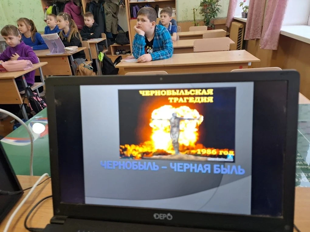 Сегодня во 2⃣А классе прошло мероприятие «Чернобыль – это память на много веков» Учащимся было расск
