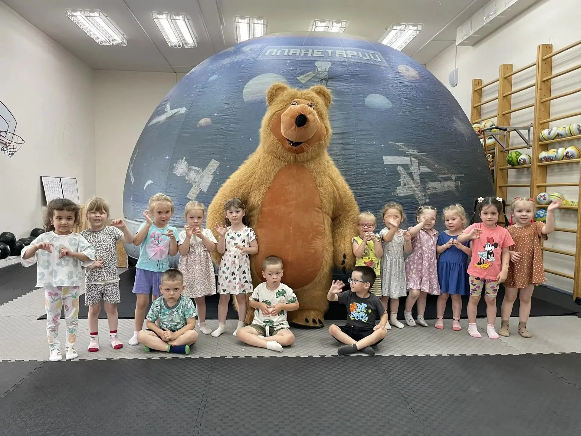 🎉 Волшебное путешествие к звездам прямо в детском саду! 🎉

В рамках социального взаимодействия к н