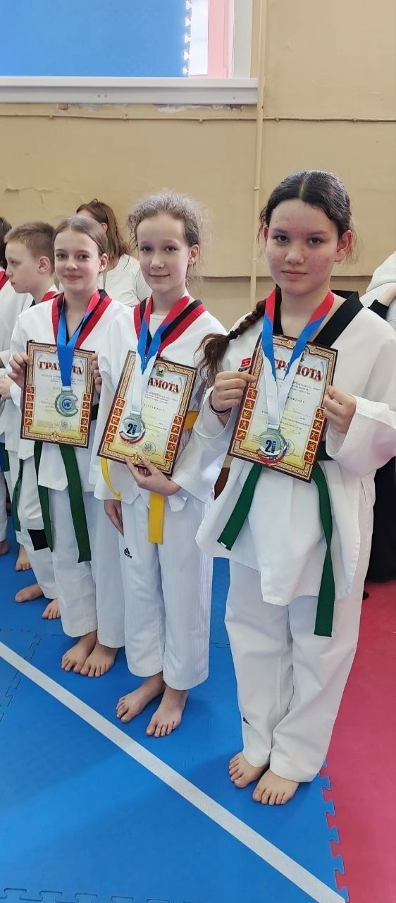 🥋🏆 СПОРТ УЧЁБЕ — НЕ ПОМЕХА! 🏆🥋  26 апреля во Дворце спорта «Труд» прошло открытое первенство города 