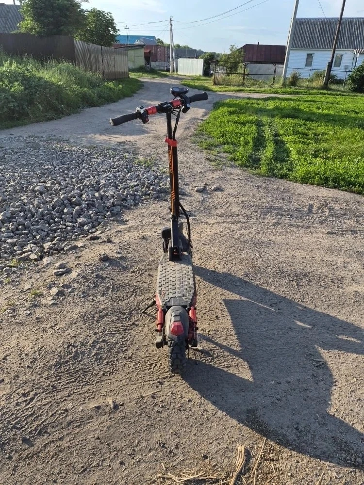 🛴 В Уварове иномарка сбила 11-летнего мальчика на электросамокате

Днем 11 июня в районе дома № 39 