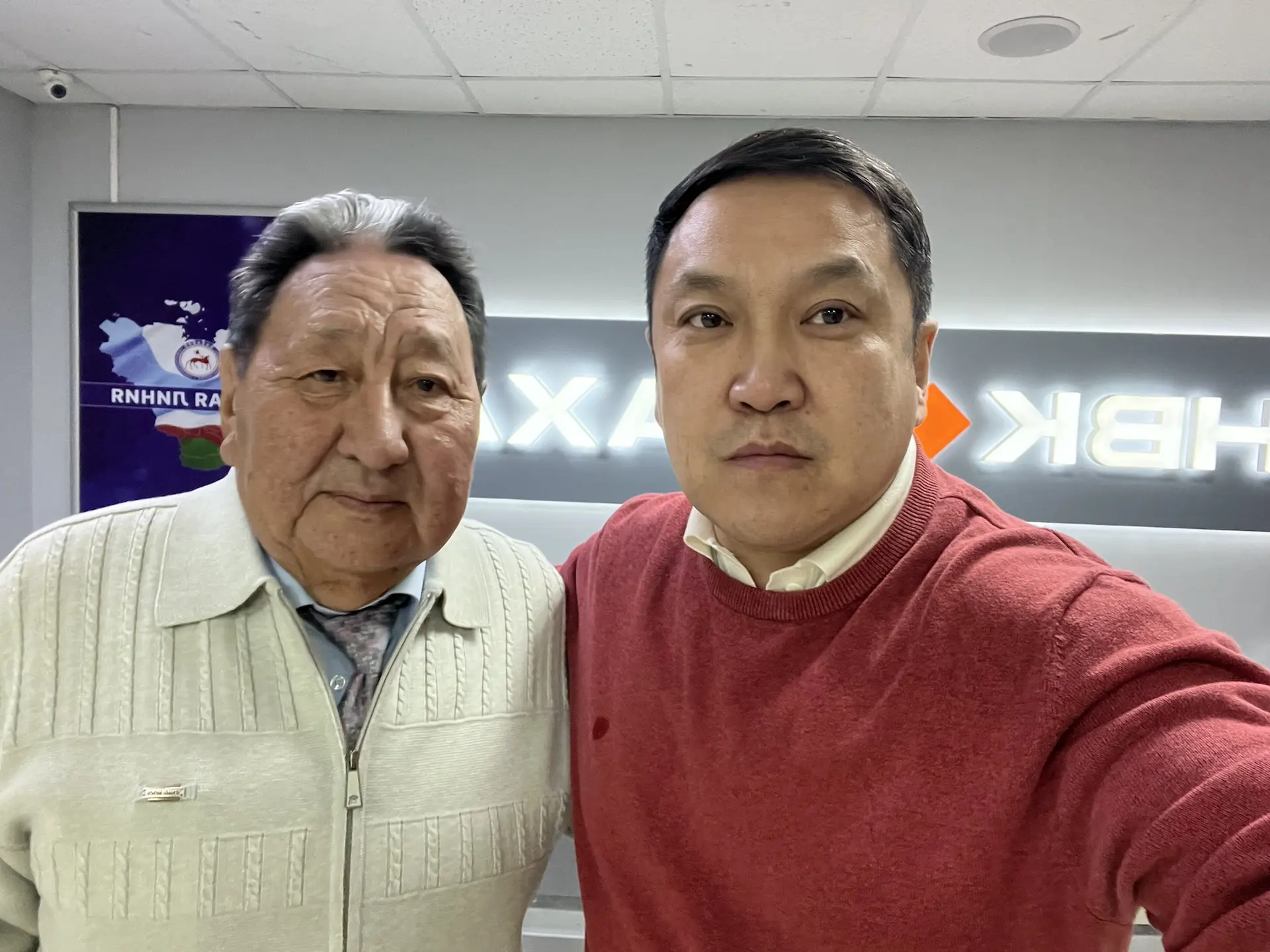 Бүгүн «Саха» НКИХ сылдьан, биһиги үөрэхпит кыһатын биир биллэр-көстөр выпускнигын Тарас Лукич Тарасо