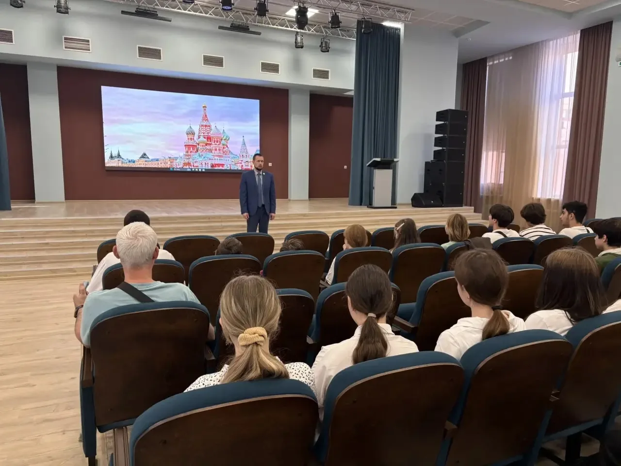 В МАОУ «Школа №10» состоялось районное профилактическое мероприятие под названием «Я мог бы быть на 