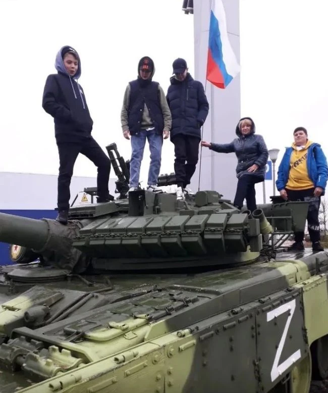 С Днём государственного флага Российской Федерации!