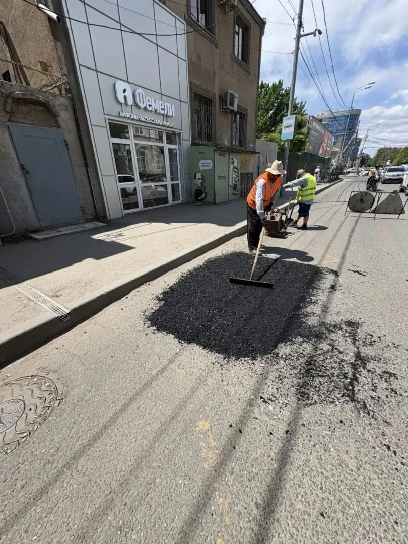 В Астрахани отремонтировали подъемы на мосты