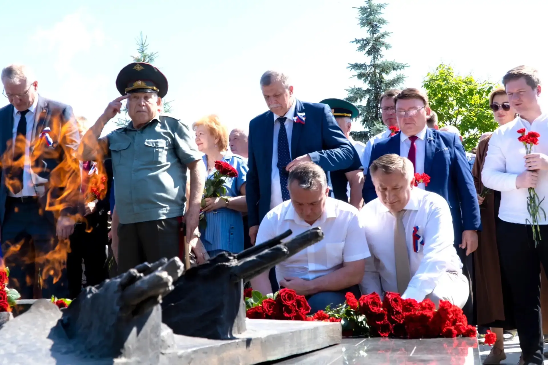 🇷🇺 На мемориальном комплексе «Курская дуга» почтили память защитников Отечества

В День России в К