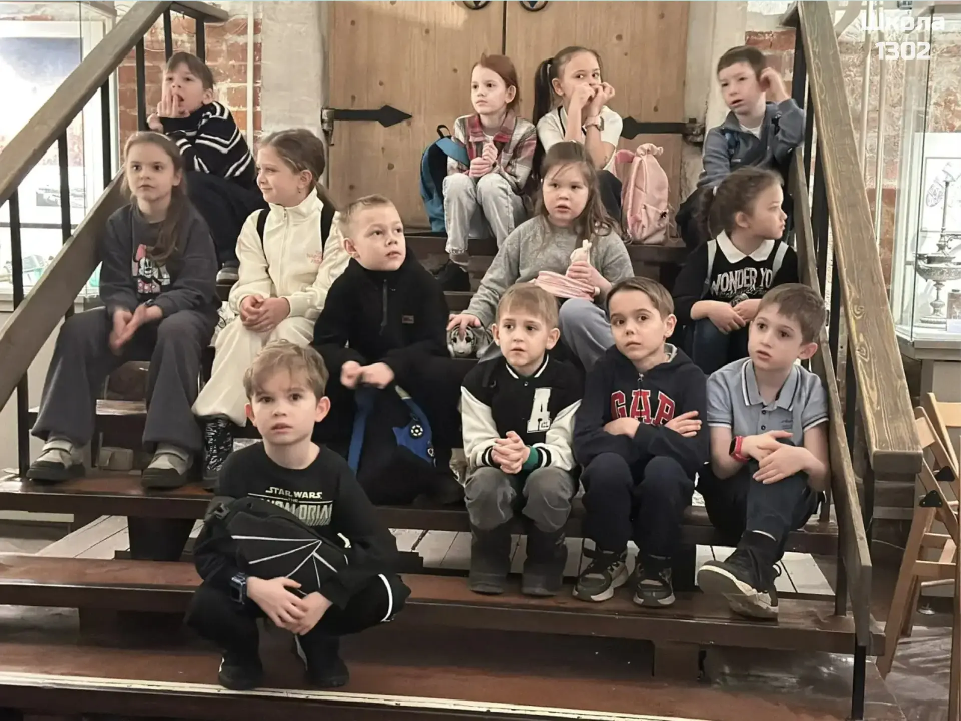 🕯 Путешествие в Музей «Огни Москвы»  Ученики 1 «Б» класса побывали в Музее «Огни Москвы» и окунулись