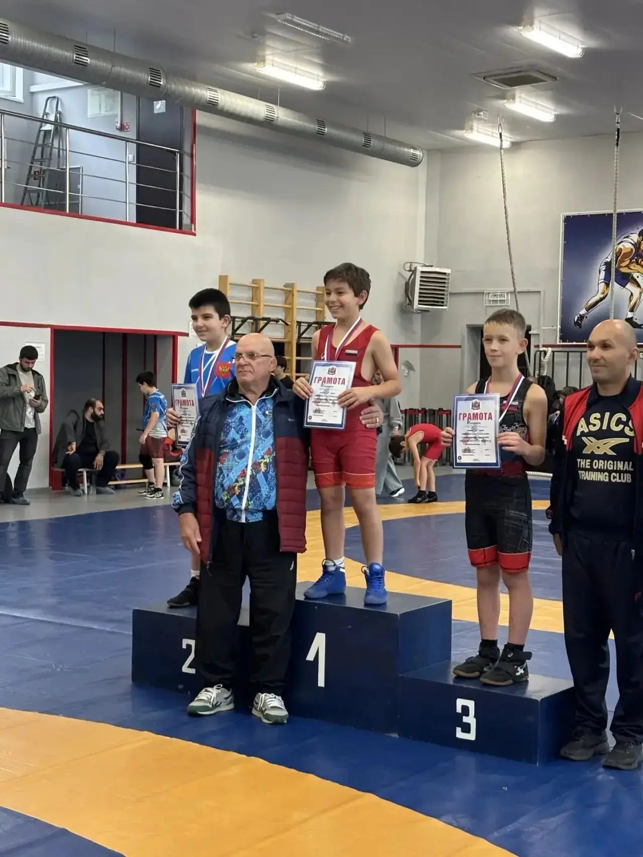🎉 Поздравляем Худояна Норайра, ученика 5 "А" класса школы 80, занявшего 🏆🥇1  место в...