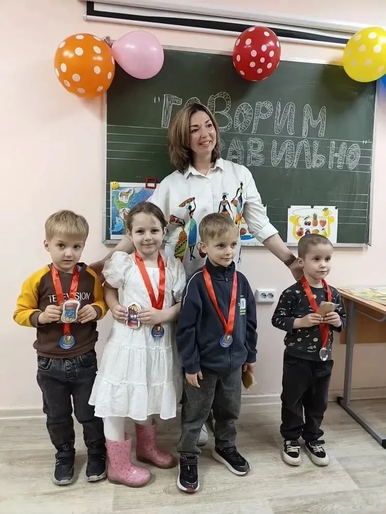 ГОВОРИМ ПРАВИЛЬНО ❤️

Наши любимые логопедические занятия! 

Валентина Викторовна делится: 

Ребята-
