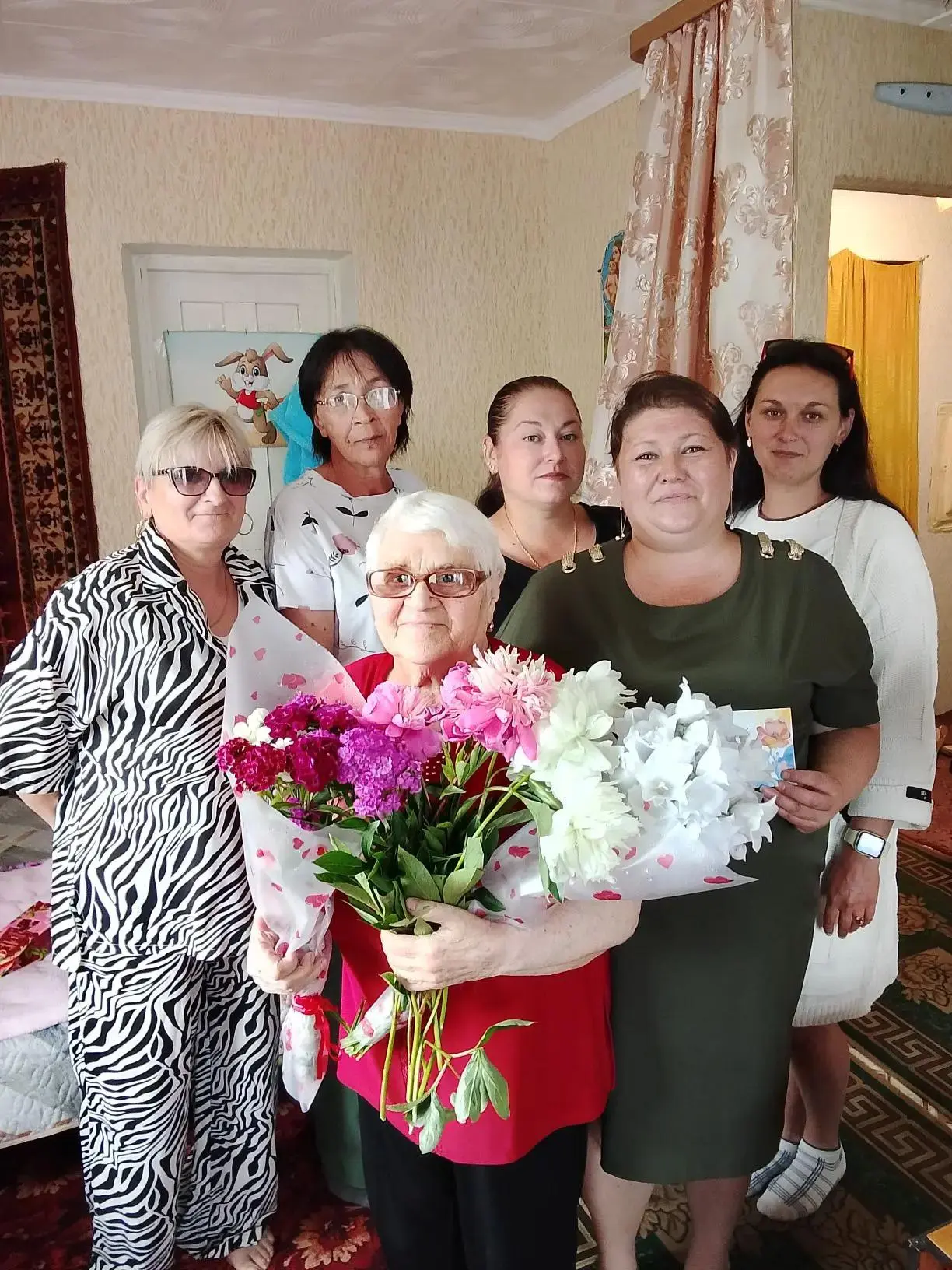 🌸 90 лет — это возраст мудрости и уважения! 🌸

22 июля СДК села Мгачи, совместно с сельской админи