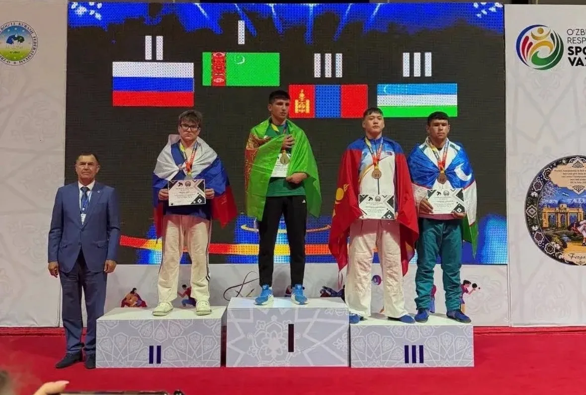 Нижнекамец Амир Хафизов стал серебряным призёром Первенства мира по борьбе на поясах, к...
