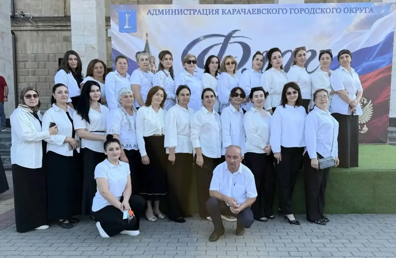 🇷🇺 Российский флаг — державная святыня,
