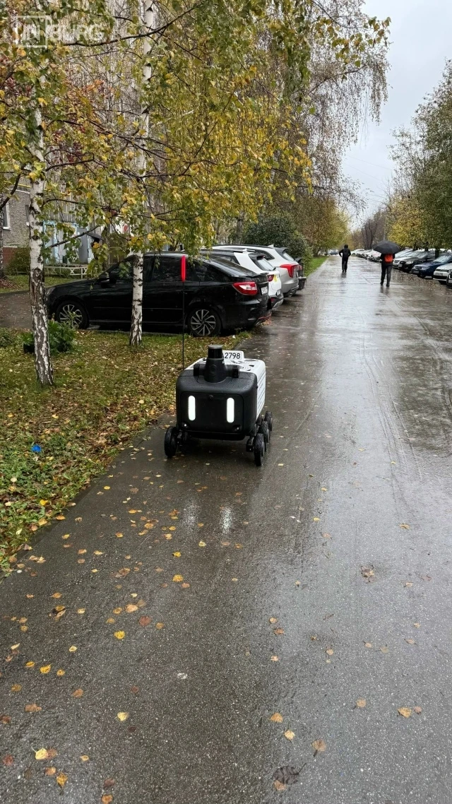В столице Свердловской области замечены роботы-доставщики🤖