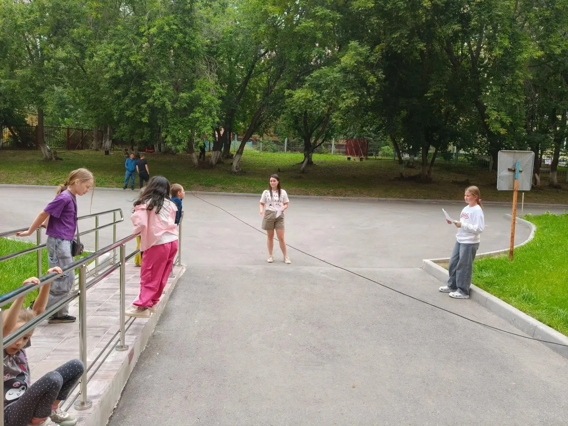 В стенах лицея сегодня праздник. Состоялось представление под шатром, которое организов...