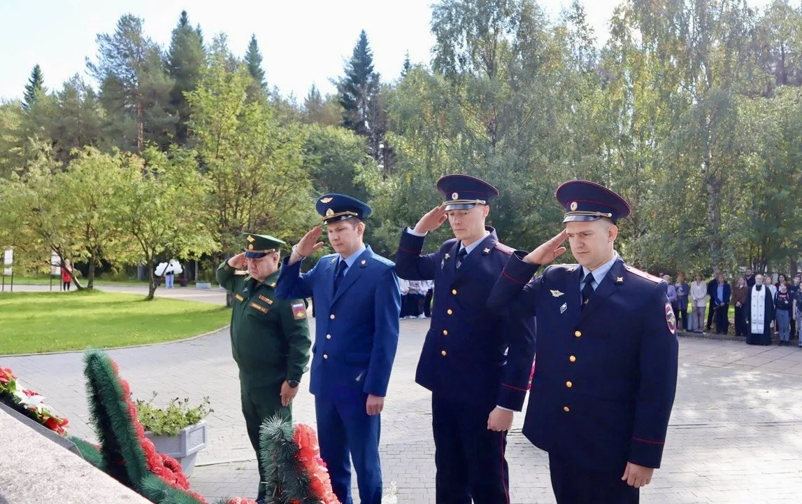 🎗️Прокуроры приняли участие в мероприятиях, посвященных Дню солидарности в борьбе с те...
