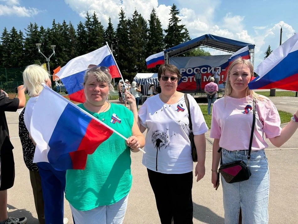 #ДеньРоссии  #чернь  #чернскиймузей Сотрудники Чернского районного историко-краеведческого музея име