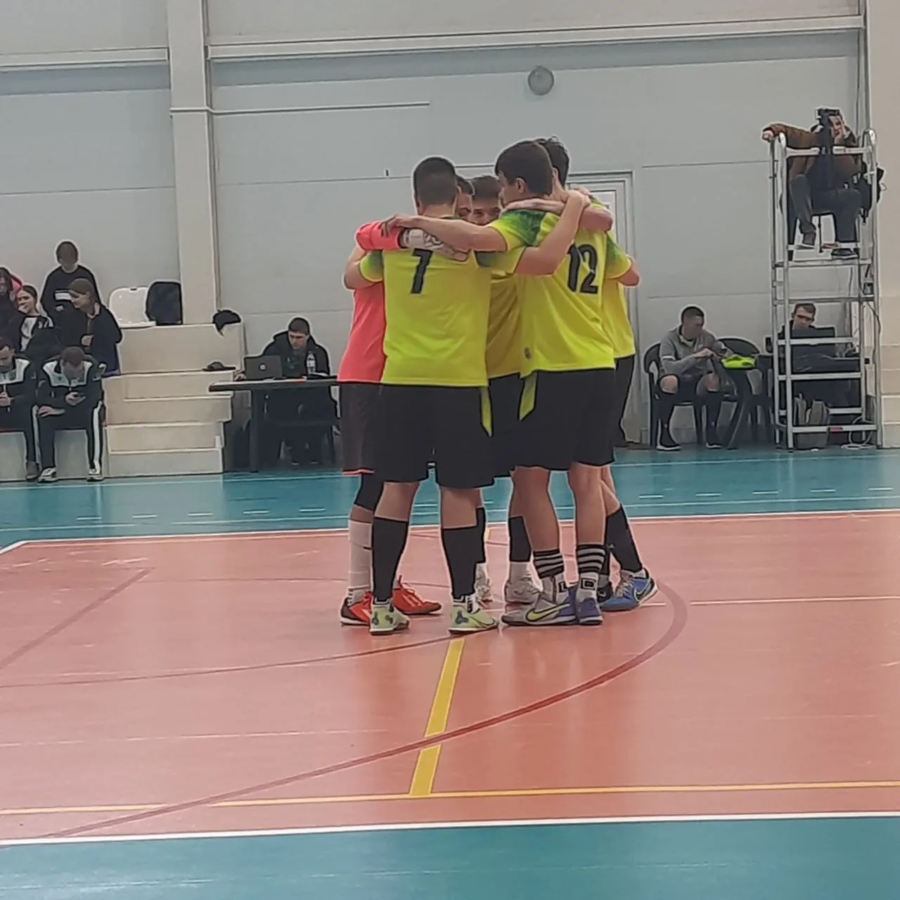 Наши футболисты в Волгодонске⚽️  🇷🇺 С 4 по 8 марта в городе Волгодонск проходил межрегиональный этап