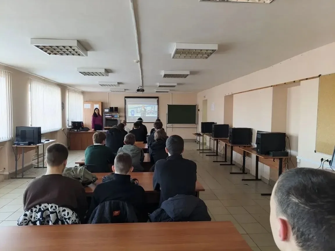 🇷🇺Разговоры о важном🇷🇺    📌Новая учебная неделя в нашем колледже началась традиционно с занятия «Раз