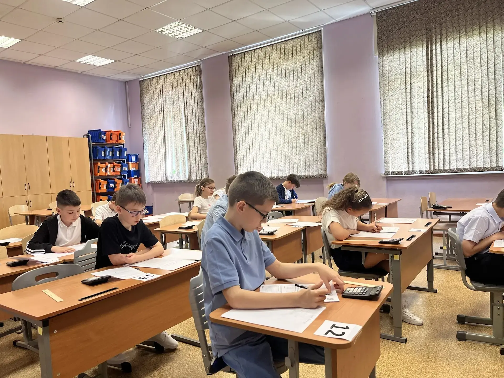 🏆 ОЛИМПИАДА С ЧЕМПИОНОМ: УМНЫЕ ГОРОДА НАЧИНАЮТСЯ С УМНЫХ ДЕТЕЙ! 🏆 16 мая в нашей школе состоялся осн