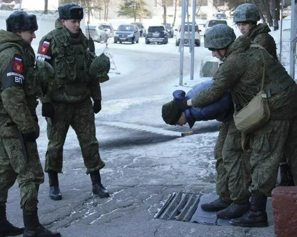 ❓Вовремя не вернулся из отпуска — что будет:

⚖Что вообще считается неявкой из отпуска?
Неприбытие к