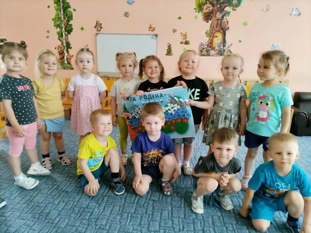 🇷🇺 Творчество во славу Родины: как мы отметили День России. 
В преддверии государственного праздни