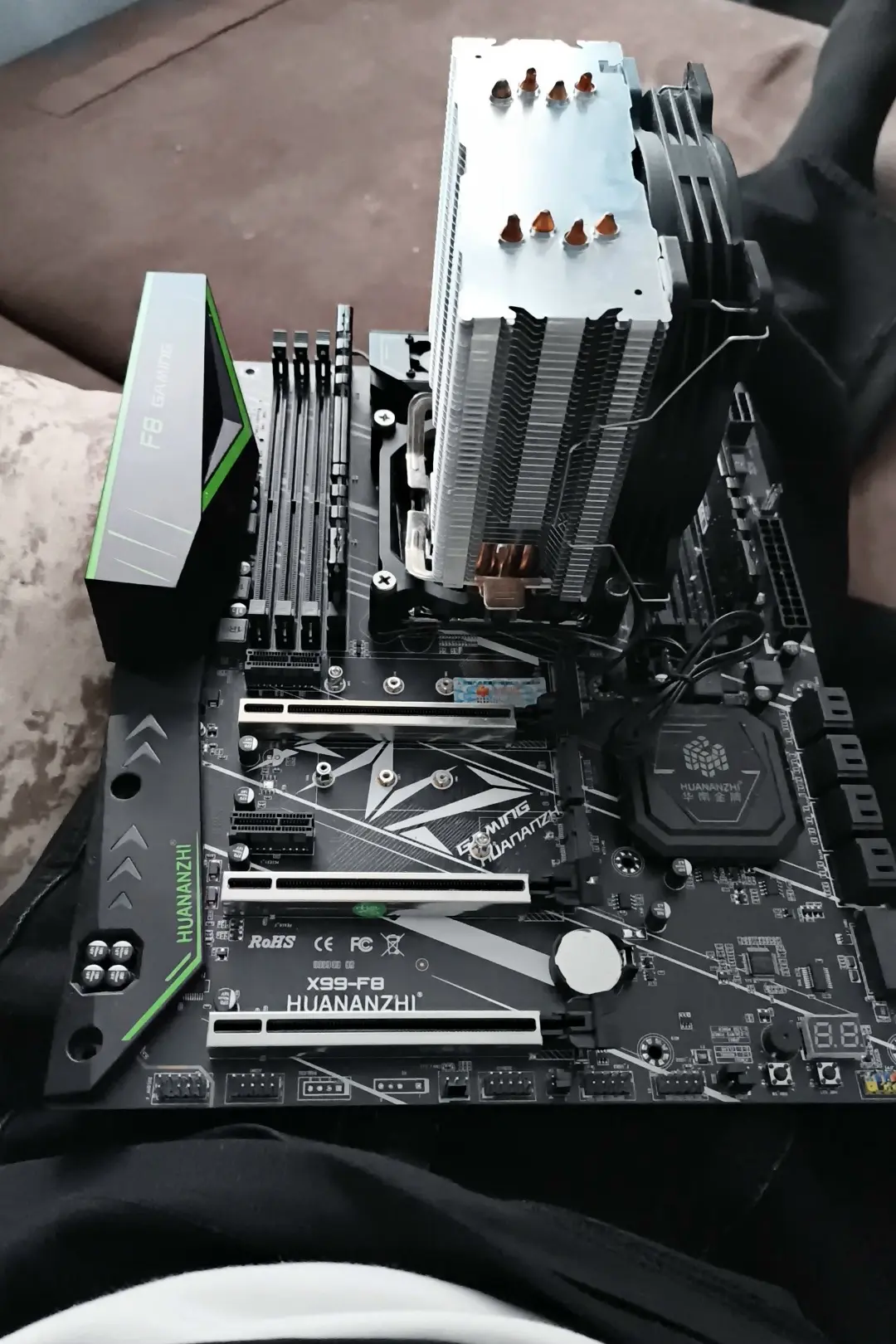 Продам комплект материнская плата huananzhi x99-f8