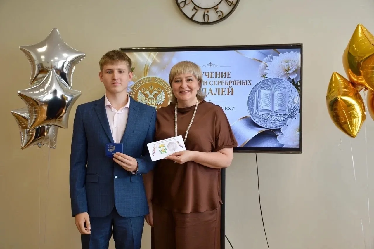 🎓 На этой неделе мы чествовали тех, кто воспользовался «вторым шансом» и доказал: упор...