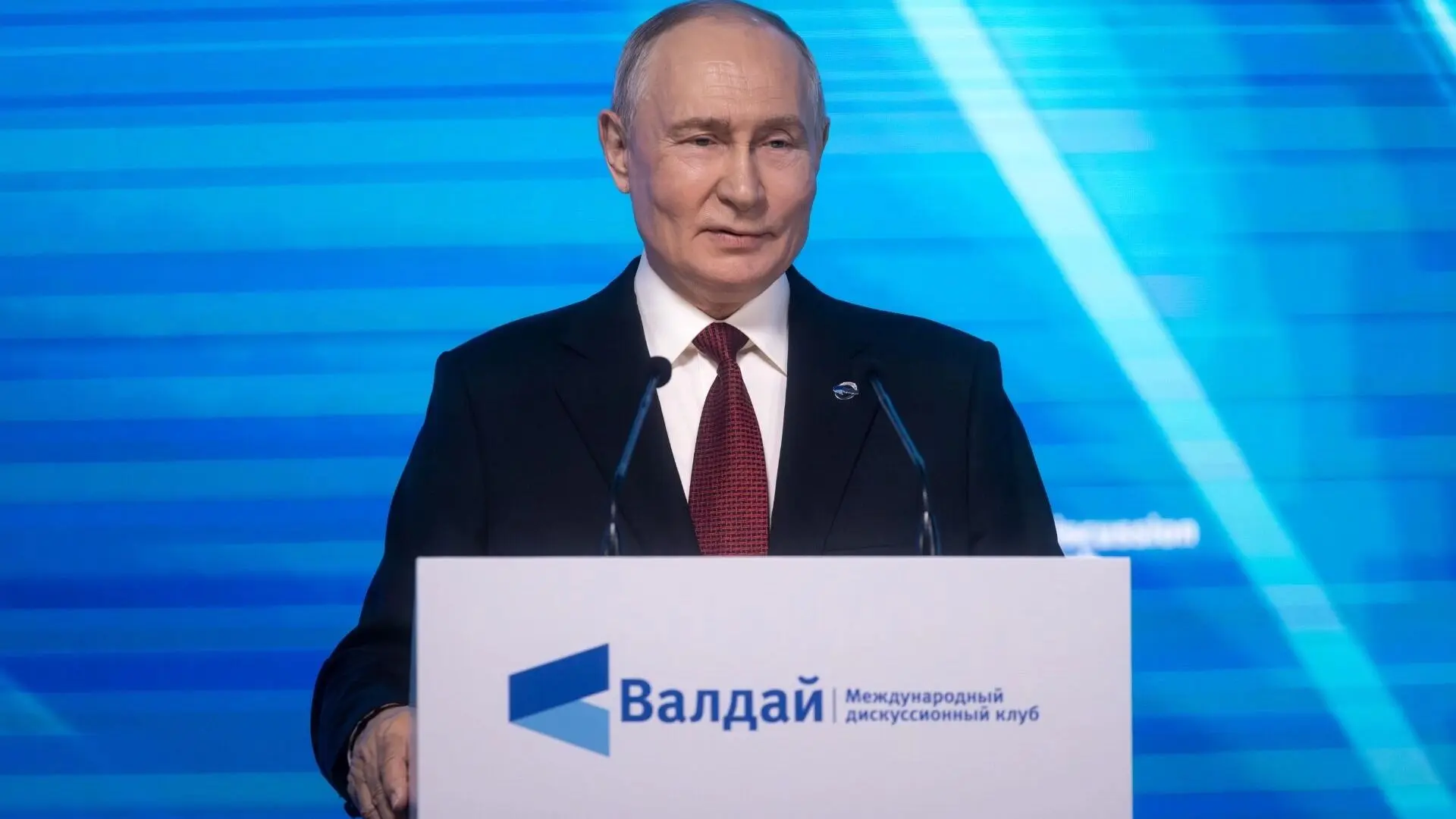 🇷🇺 На пленарной сессии Международного дискуссионного клуба «Валдай» Президент России ...