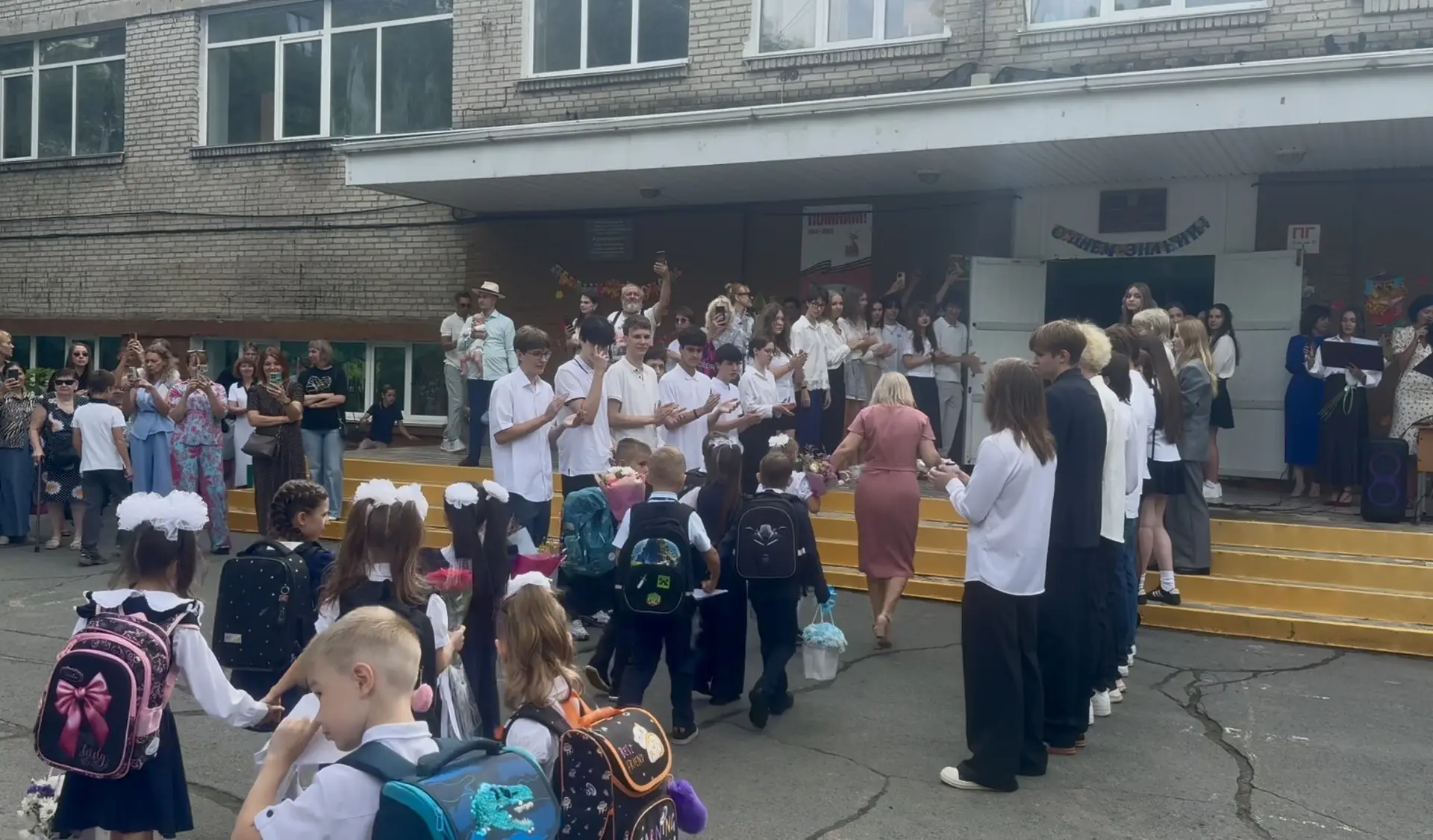 🎓 День знаний в нашей школе: праздник, который запомнится надолго!