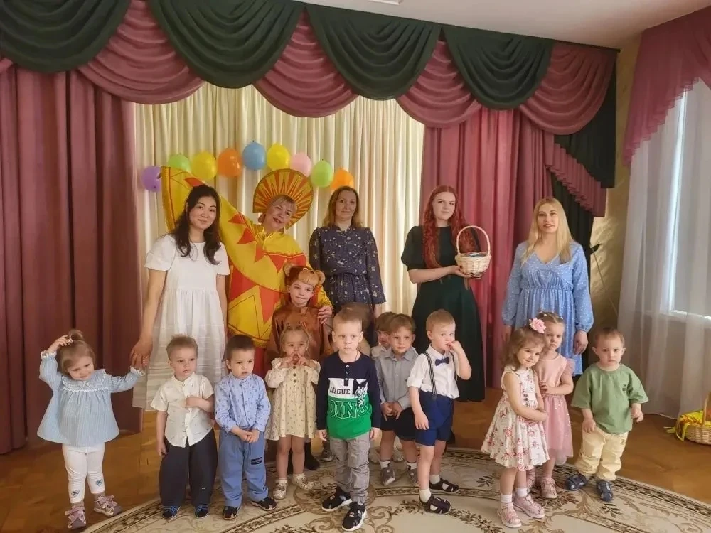 🤗 Нас всех кормили с ложечки,