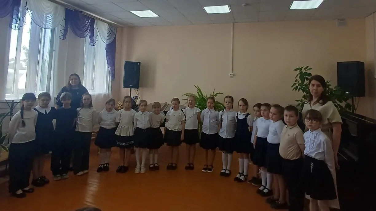 ✨18 мая в Вурнарской детской школе искусств прошел искренний, полный воодушевления Хоровой концерт, 