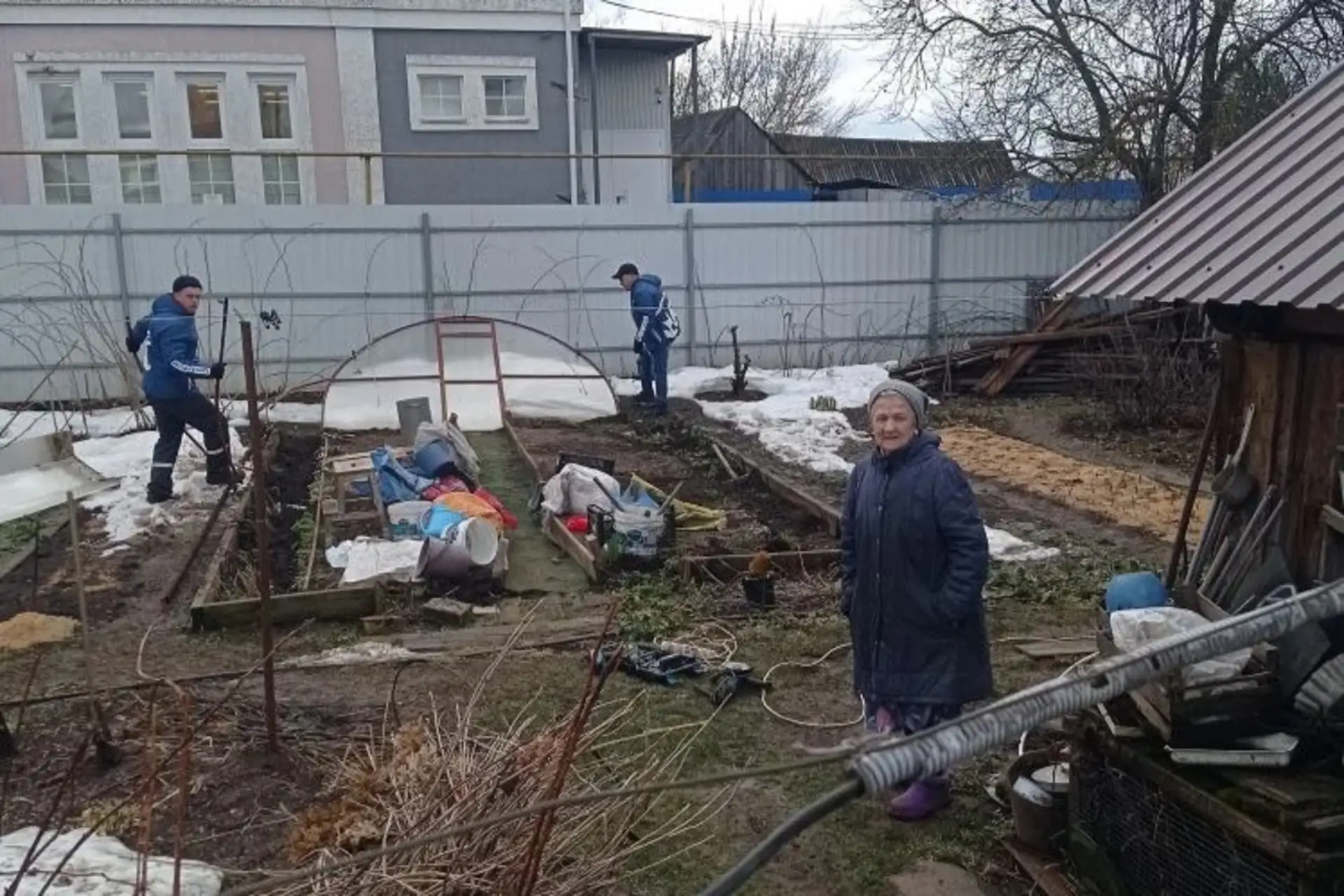 «Помощь на дому»: волонтёры «Единой России» поддерживают пенсионеров Нижегородской области  В Нижего