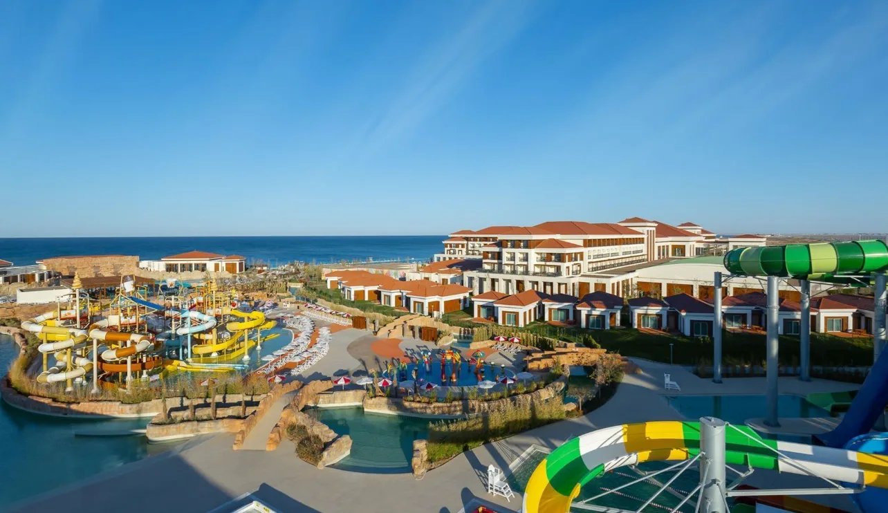 🏠 **RIXOS WATER WORLD AKTAU 5⭐️**

✈️ Екатеринбург ➡️ Казахстан, Актау
📅 16 авг, 🌙 7нч
🛌 deluxe 