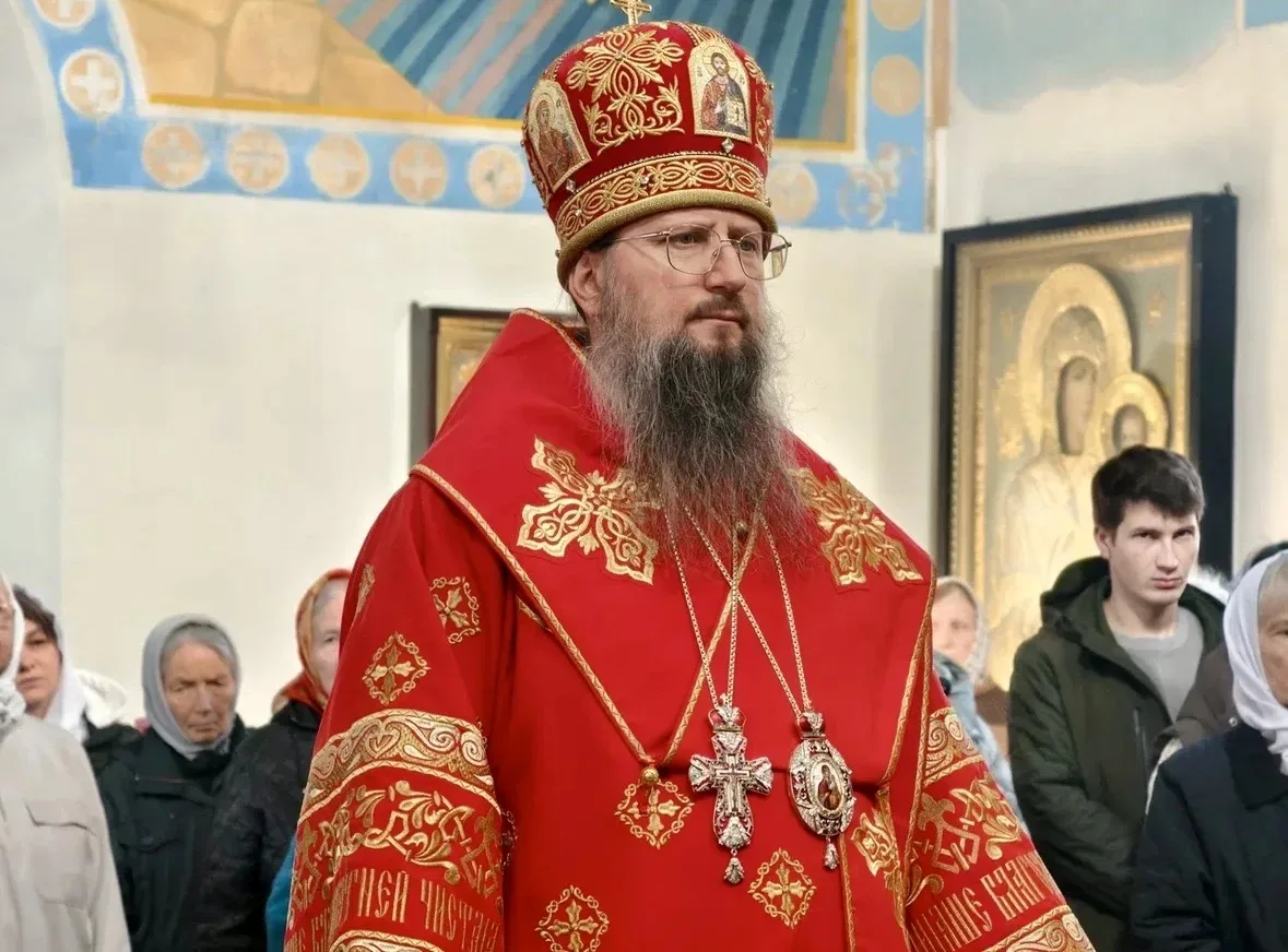 В Покровском храме Уссурийска богослужение в Неделю о Фоме совершил правящий архиерей