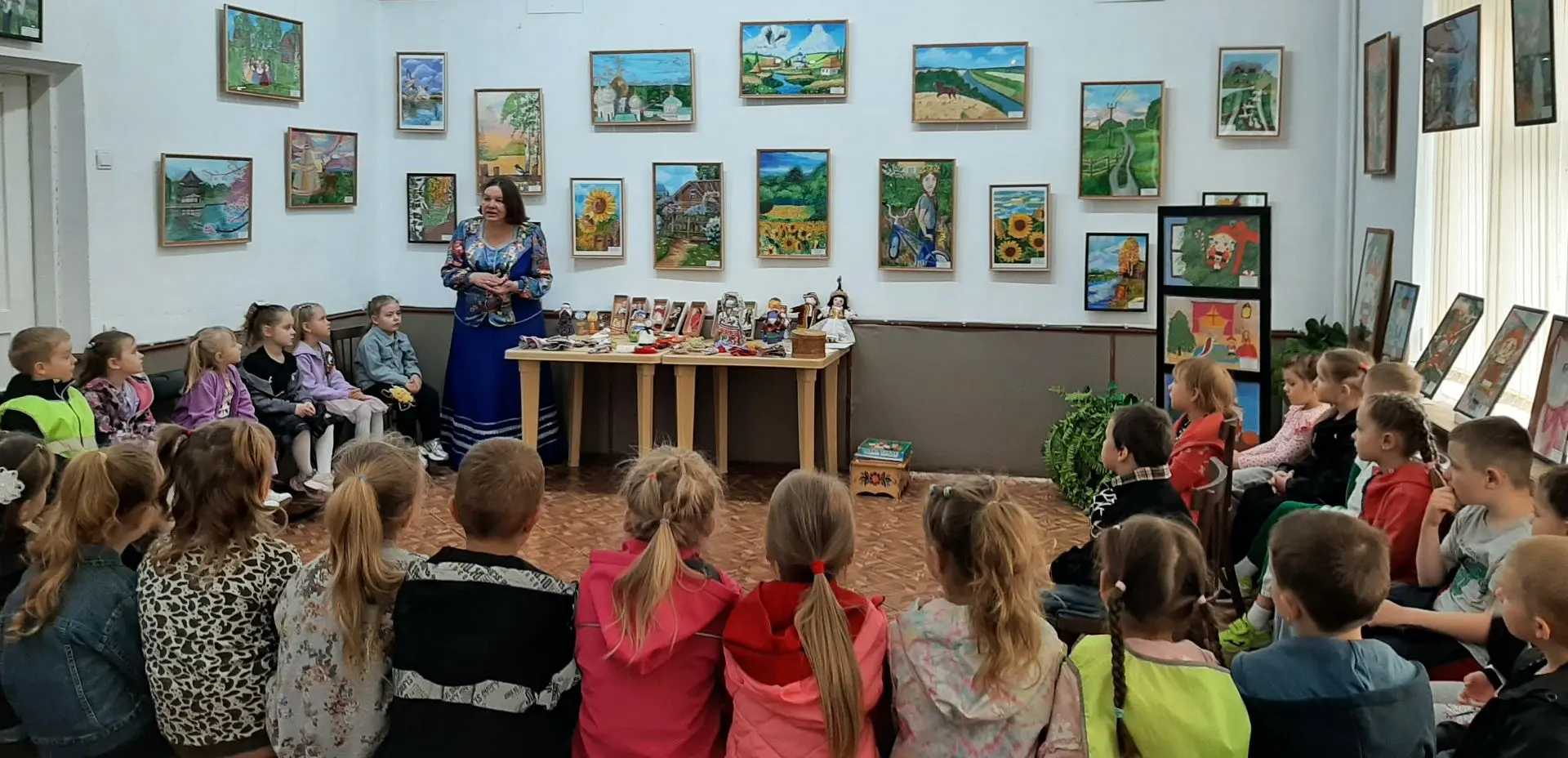В рамках ежегодной акции «Ночь музеев», посвященной теме «Родное», Миллеровский музей о...