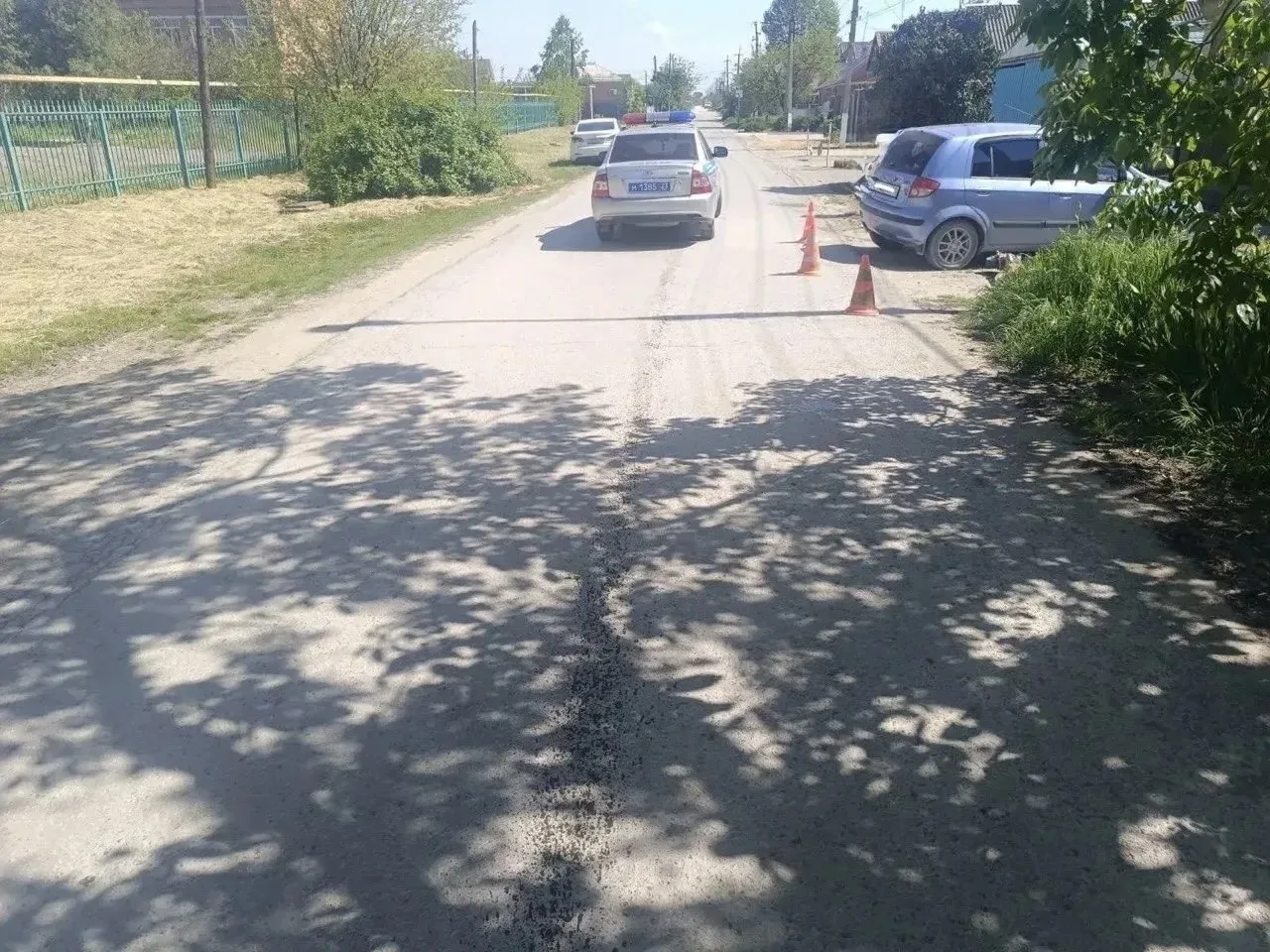 ❗️В Славянске-на-Кубани женщина на Hyundai Getz сбила 13-летнего мальчика на электросамокате.  Вчера