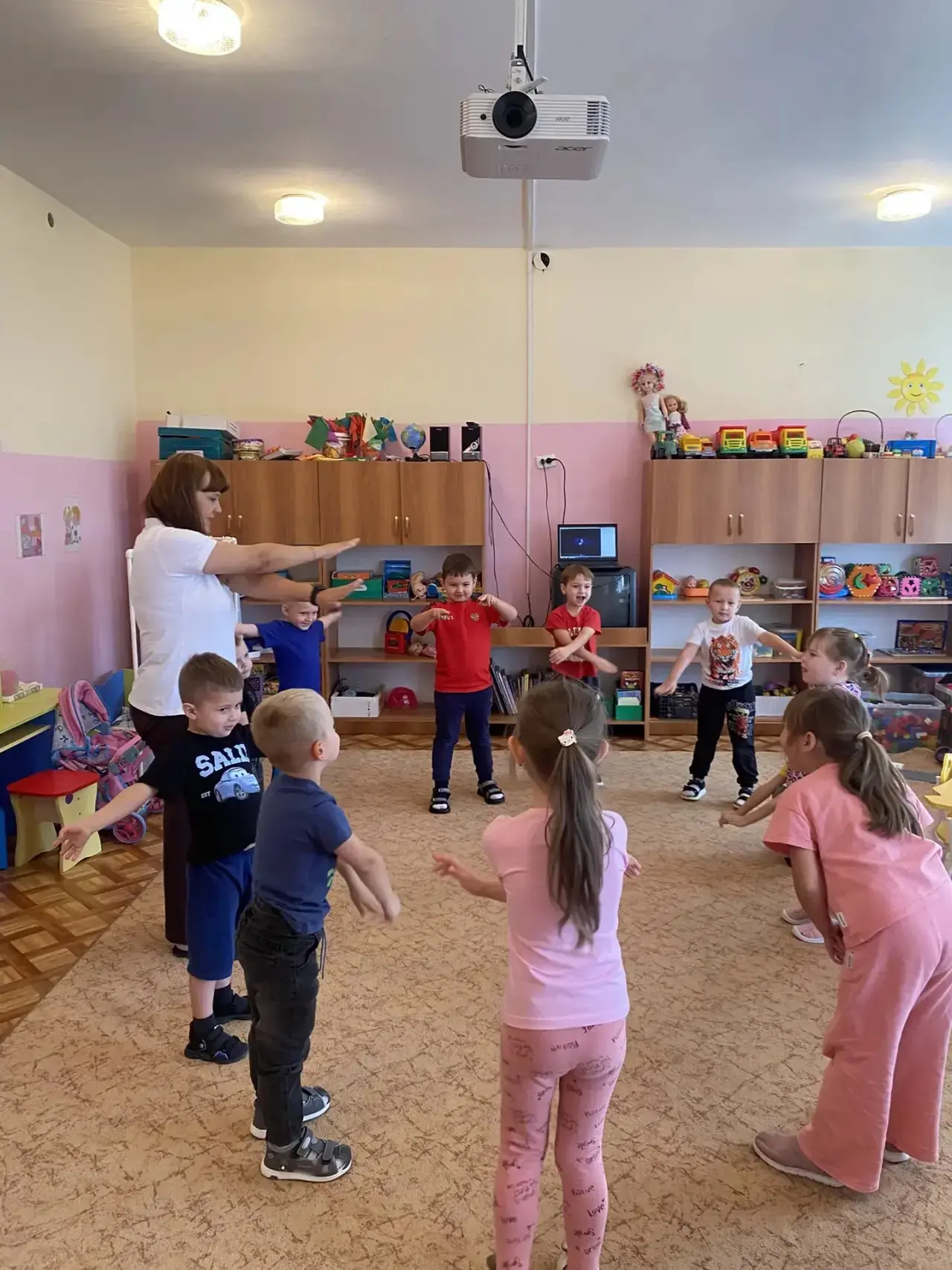 Важность зарядки в детском саду🏋️
