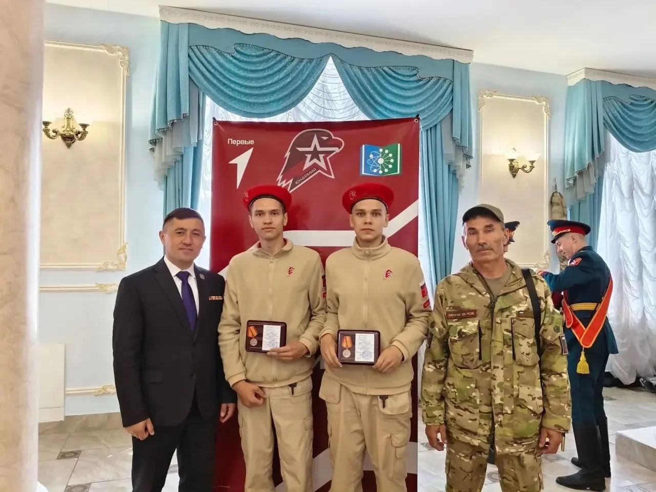 Этот день запомнится надолго!

Вчера в столице нашей республики состоялось торжественное вручение ме