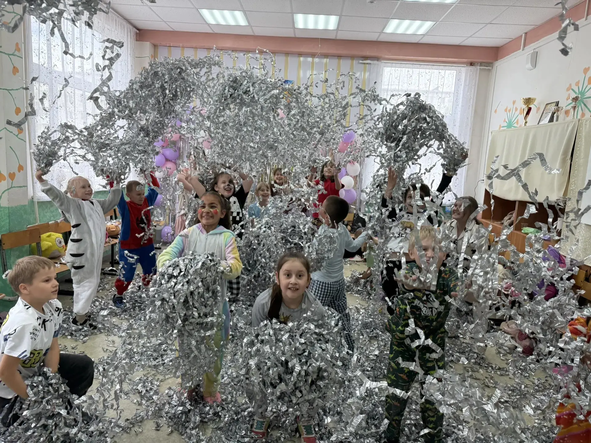 🫣Кто сказал, что спать нужно ночью? У нас была ПИЖАМНАЯ ВЕЧЕРИНКА! ☄️

👉Сегодня в Центре «Ровесник