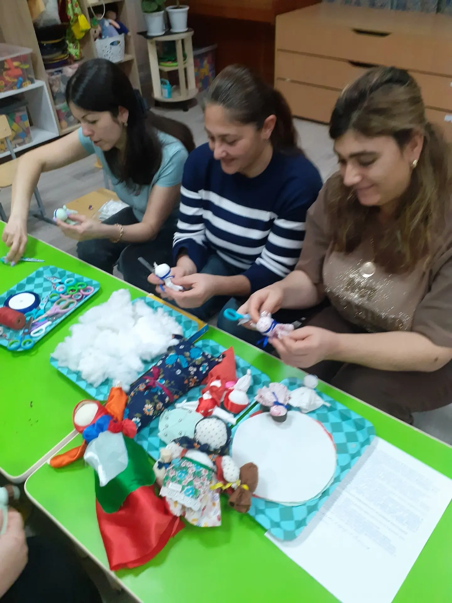 "День родного языка" в старшей группе.В рамках этого мероприятия с родителями и детьми мы работали н